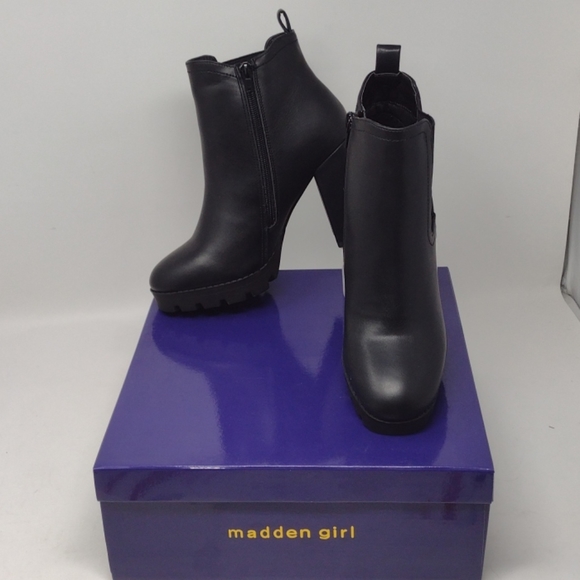 Madden Girl Shoes - Madden Girl Black Ankle Boots